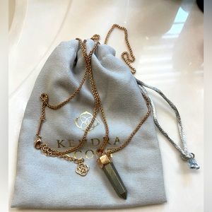 Kendra Scott necklace